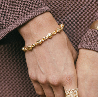 Café Le Petite Bracelet