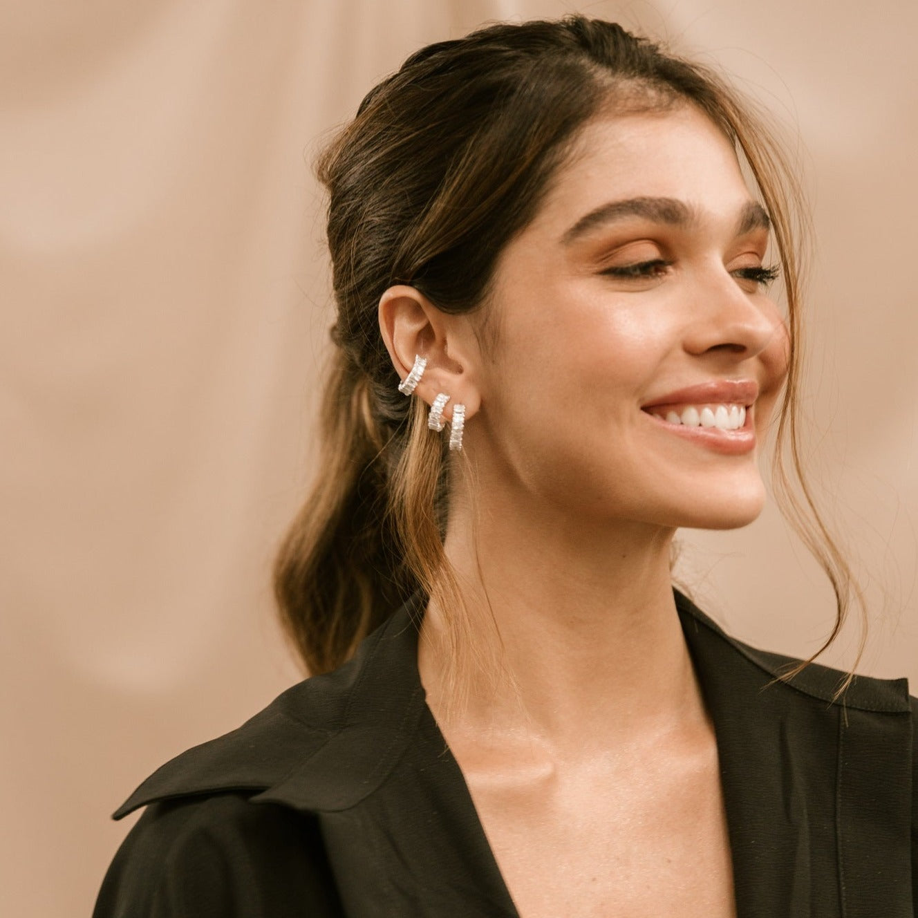 Stella Medium Hoops